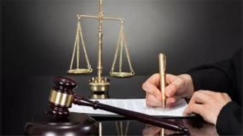  بعد وفاة الزوج.. قرار النيابة في واقعة طرد رجل لأرملة نجله وأحفاده من مسكن الزوجية بالإسكندرية 