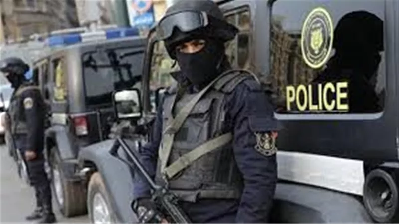 خدوا فلوس منهم ومقدموش ورقهم في الانتخابات.. التفاصيل الكاملة لخناقة رئيس حزب شعب مصر في الجيزة 
