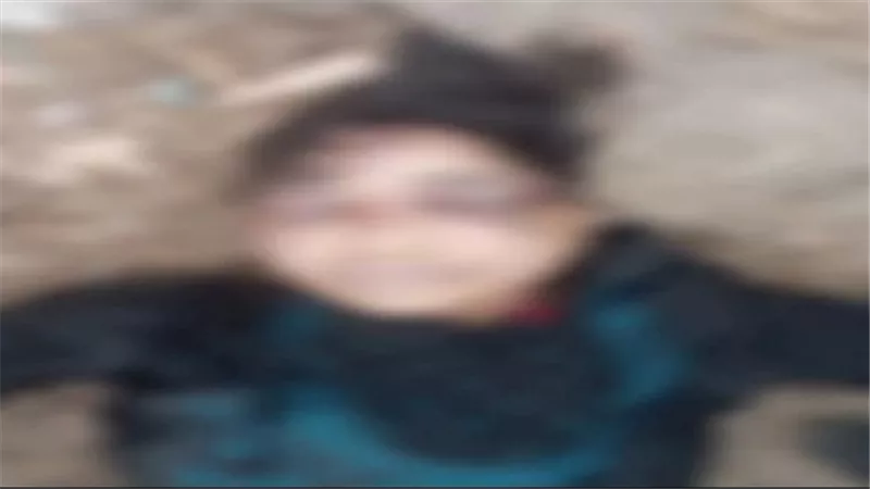 المتهم أب والضحية ابنته.. حبال وشومة وسكين محمى تكشف جريمة مروعة في الصف
