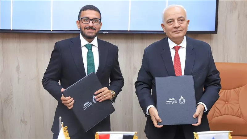 بروتوكول تعاون بين جامعة الريادة ومجموعة المعادي لتدريب الطلاب