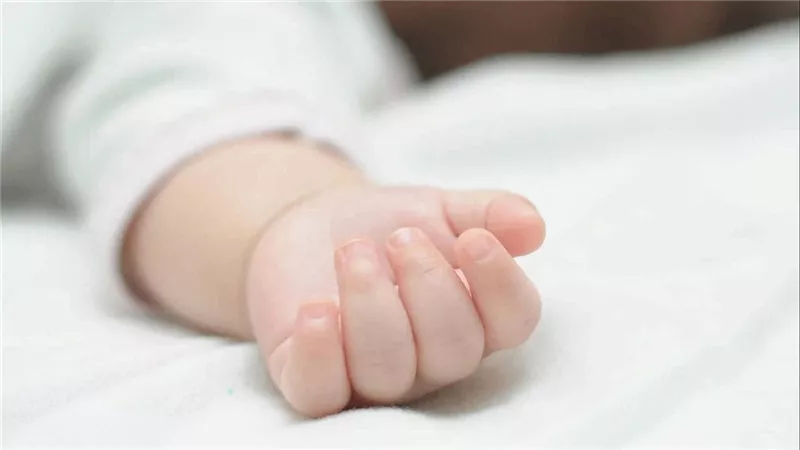 الطفل المفقود عاد جثة.. زوجة العم هشّمت رأسه ودفنته في مقابر الكرنك 