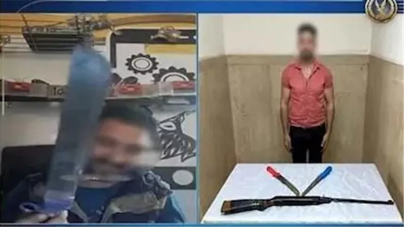 فيديو مثير..طلق زوجته وصوّر فيديو بالسلاح لتهديد أهلها | شاهد