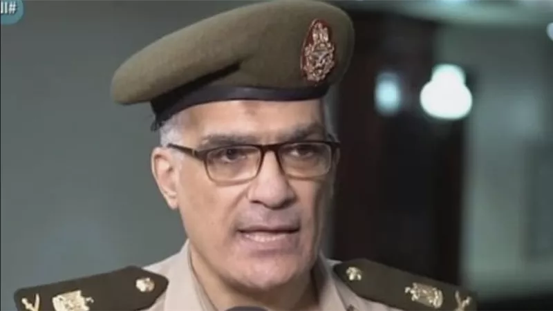 عميد قصر العيني يهنئ اللواء طبيب طارق عبد القادر لتوليه رئاسة الأكاديمية الطبية العسكرية