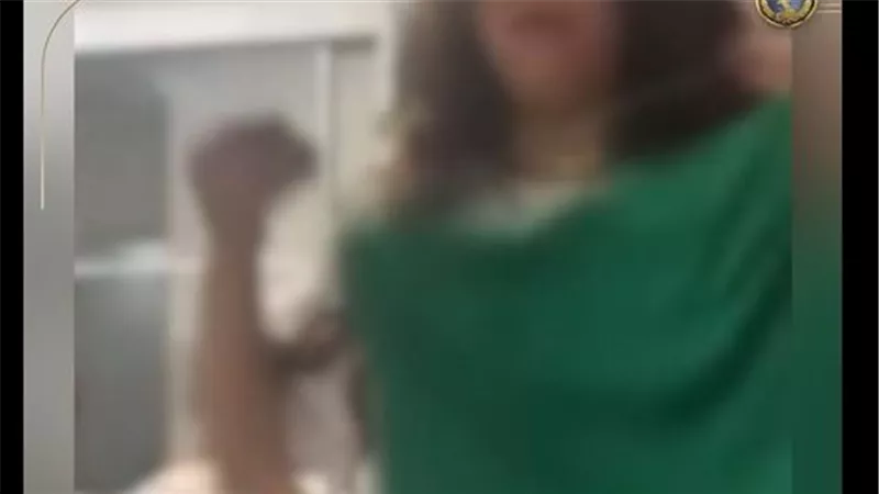 رقصت بملابس خادشة.. تفاصيل ضبط بلوجر نشرت فيديوهات فاضحة | شاهد