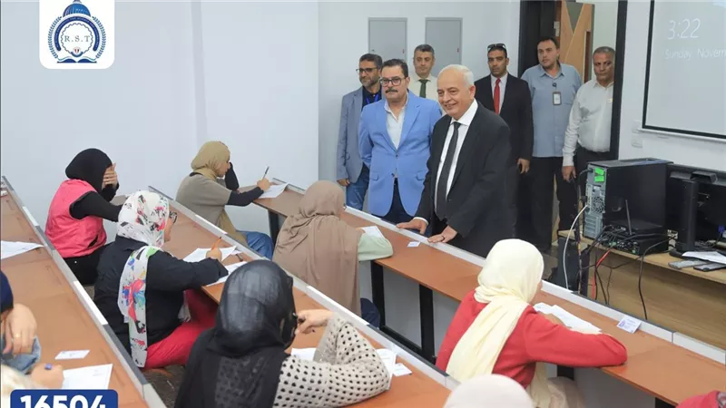 جامعة الريادة تنظم دورات لتنمية مهارات الطلاب في اللغة الإنجليزية 