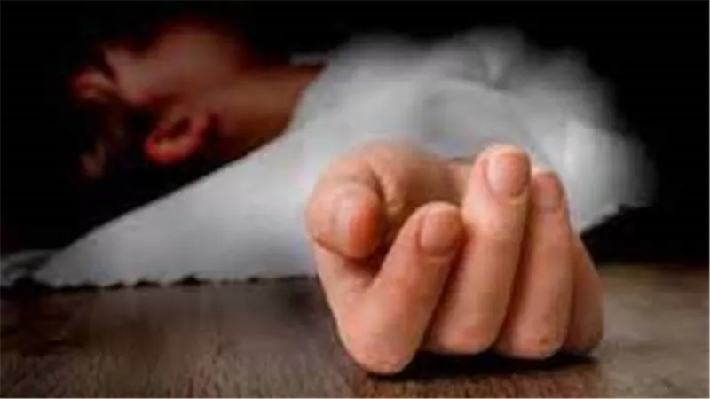 هشم رأسها بعصا.. تفاصيل حبس صاحب مكتبة تسبب في وفاة ابنته بالبحيرة