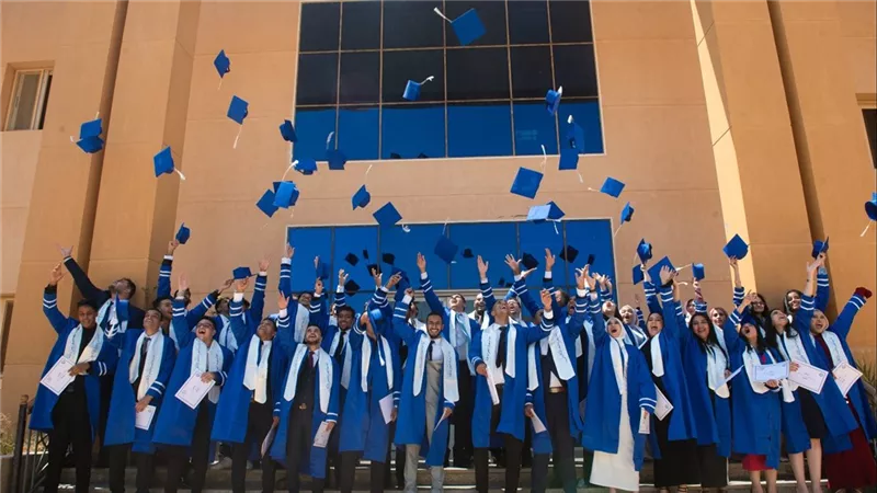 الجامعة المصرية للتعلم الإلكتروني الأهلية تكرّم خريجيها من الجامعات الحكومية الشريكة في احتفالات التخرج 2025