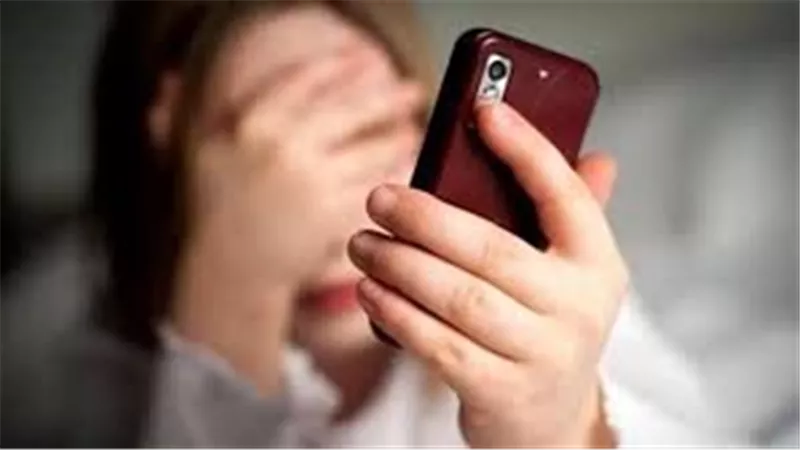 التفاصيل الكاملة للحكم على شاب ابتز طالبة بصور فاضحة ودفعها لمحاولة التخلص من حياتها