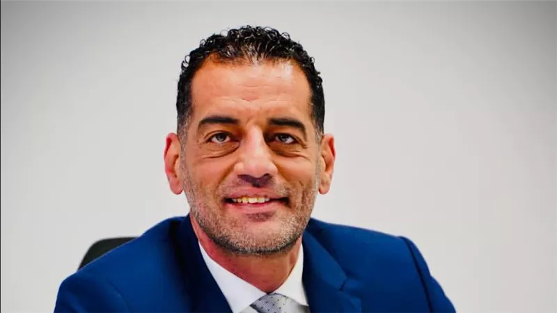 حسام رضا يستعرض رؤيةشركة جذور وحلولها المبتكرة في التطوير العقاري المستدام خلال قمة Big 5 Global Leaders’ Summit 2025 بدبي