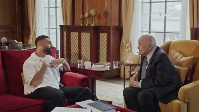 كنت واثق من نفسي.. محمد صلاح يحاور لأول مرة السير مجدي يعقوب