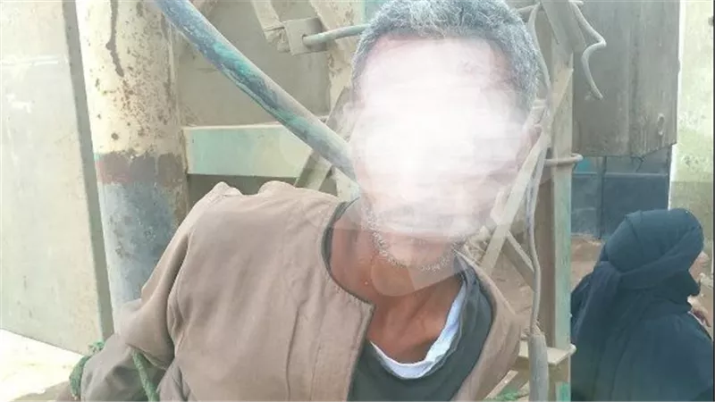 ربطوه في عامود الإنارة.. علقة ساخنة لحرامي الأنابيب بقنا 