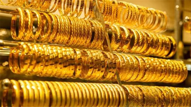 سعر الذهب اليوم الثلاثاء 2-12-2025 تراجع محلي